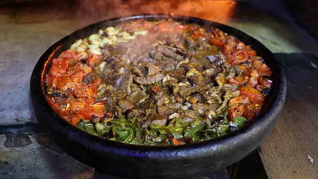 İftar sofralarının vazgeçilmezi 'Maraş Eli Böğründe'