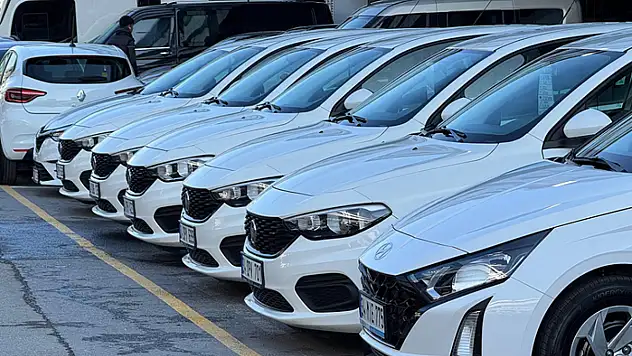 İkinci el oto satışında 6 ay-6 bin kilometre kuralı ve ilan kısıtlaması 6 ay daha uzatıldı