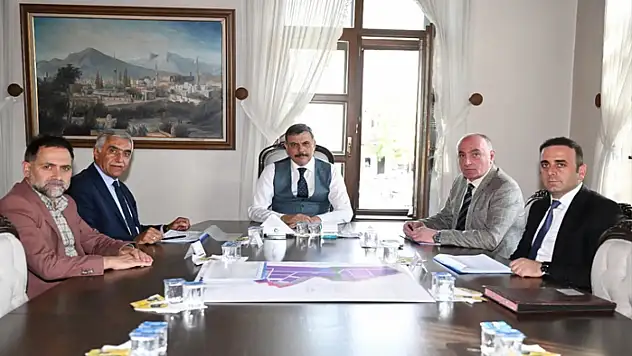 İkinci OSB'de yönetin toplandı