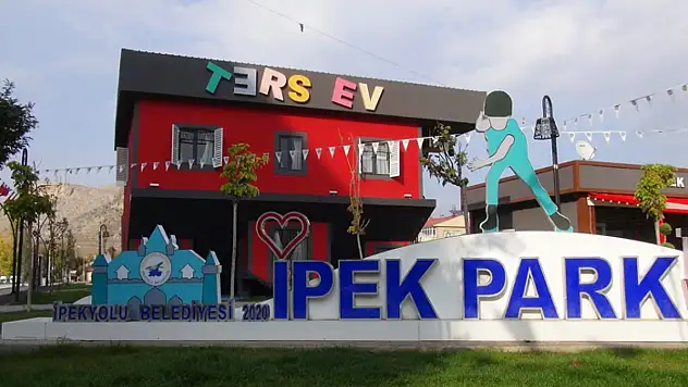 İpekyolu Belediyesi'nden annelere jest