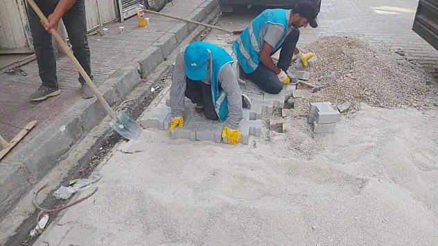 İpekyolu Belediyesi'nden asfalt yama çalışması