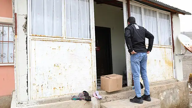 İpekyolu Belediyesi'nden ihtiyaç sahibi ailelere yardım