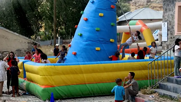 İpekyolu Belediyesi'nden yaz tatili şenlikleri