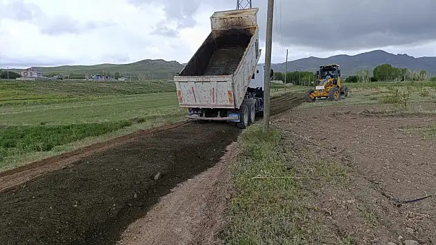İpekyolu'nda yeni yollar yapılıyor