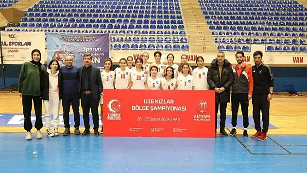 Kız basketbol takımlarından büyük başarı