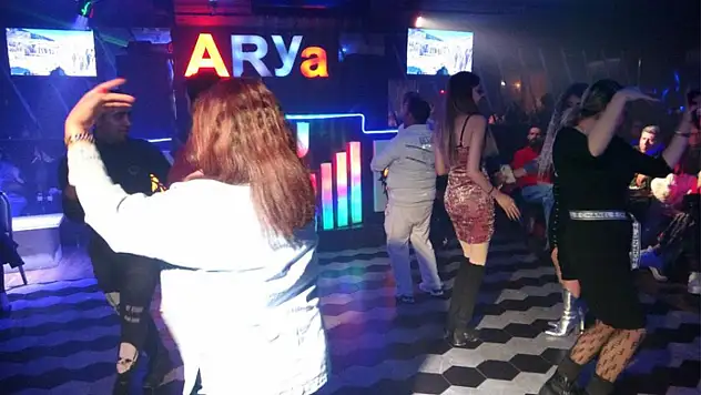 İranlı turistler Van'a akın etti