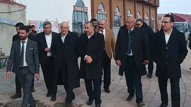 İrfan Gülaçar sahaya indi