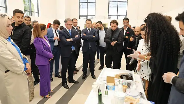 Işıltının ahengi İpekyolu'nda Başladı