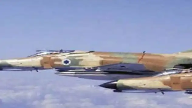 İSRAİL YİNE HAVADAN VURDU