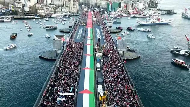 İstanbul'da büyük Gazze yürüyüşü