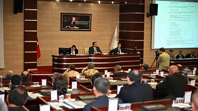 İşte Erzurum'daki kamu yatırımlarının karnesi