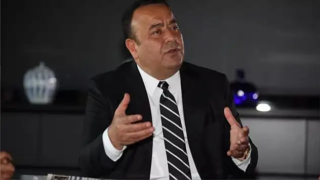 İstifa dalgası sürüyor! Partisinden ayrıldığını duyurdu