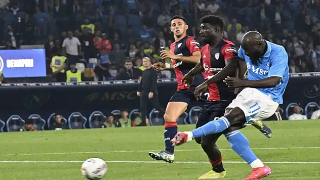 İtalya Serie A'da şampiyon Napoli