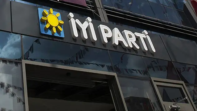 İyi Parti'de Başkanlık Divanı toplandı