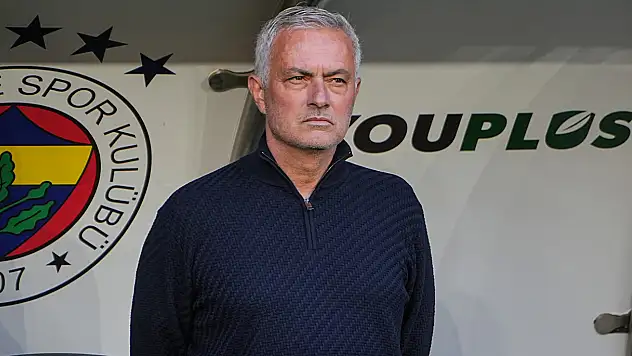 Jose Mourinho da Jorge Jesus gibi şampiyonluğu derbilerde kaybetti