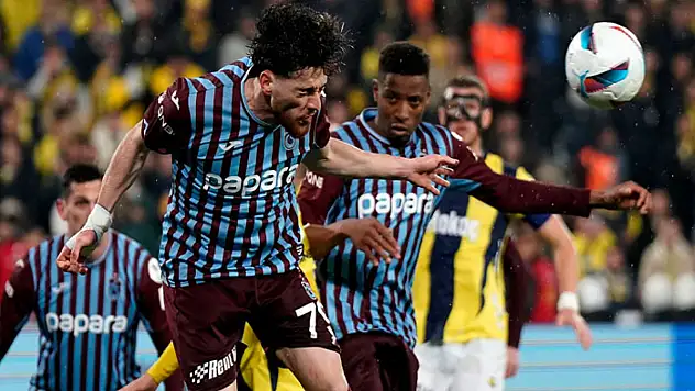 Kadıköy'de Fenerbahçe fırtınası!