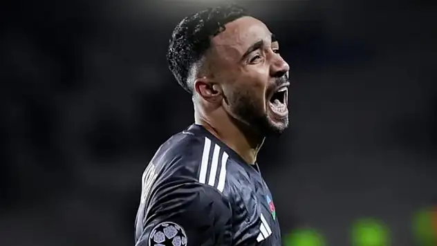 Karabağ, 90+4'te Eintracht Frankfurt'u devirdi