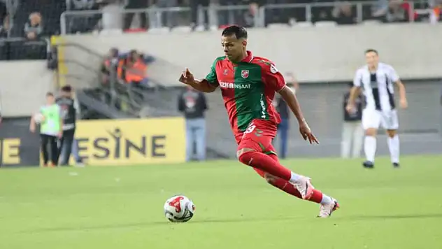 Karşıyaka'da Mehmet Güneş'le yollar ayrıldı