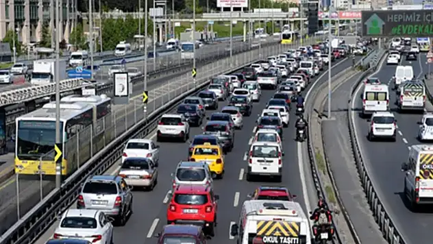 Kasım ayında 183 bin 172 adet taşıtın trafiğe kaydı yapıldı