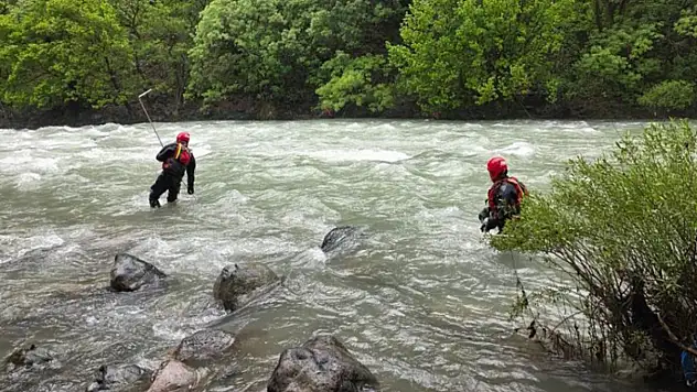 Kayıp Neçir Kom için jandarma sahada