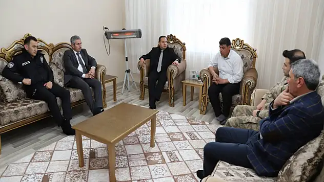 Kaymakam Aydoğan'dan şehit ailesine ziyaret