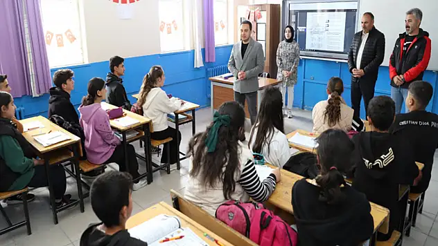 Kaymakam Aydoğan öğrencilerle buluştu