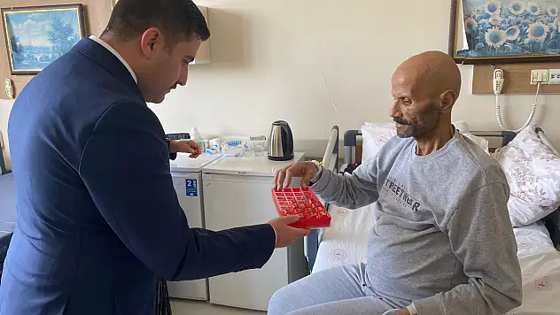 Kaymakam Bulut, Bayramda hastaları unutmadı