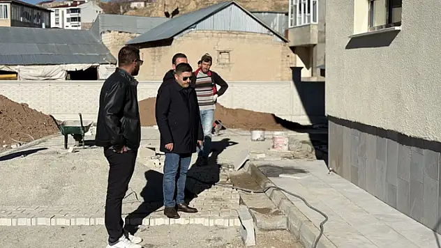 Özalp'ta Hükümet Konağı ve kurs merkezi inşaatlarında çalışmalar sürüyor