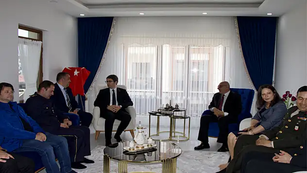 Kaymakam Karaloğlu'ndan şehit ailesine ziyaret