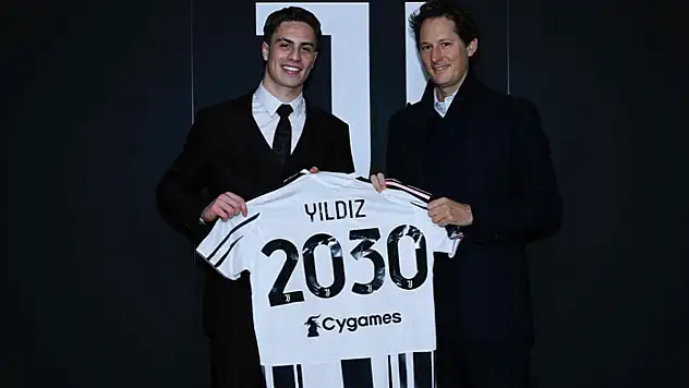 Kenan Yıldız, Juventus ile sözleşmesini 2030 yılına kadar uzattı