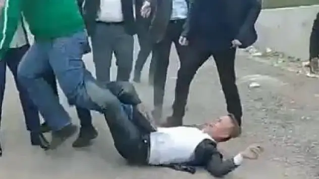 Kendini yere atan AK Partili meclis üyesinden açıklama