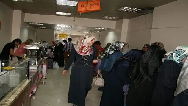 DEPREM MAĞDURLARI YARARINA  KERMES