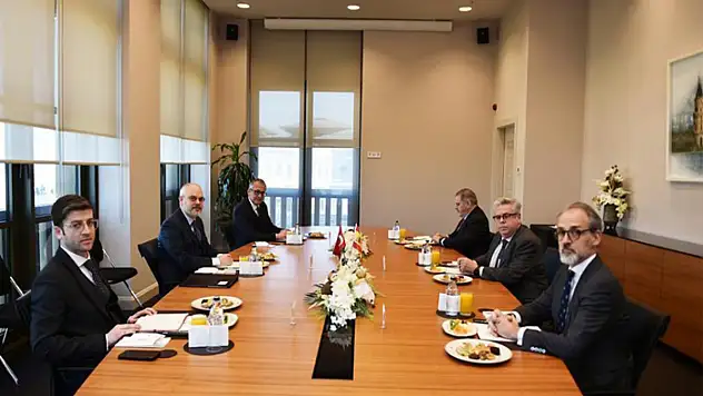 Kılıç, AB Türkiye Raportörü Sanchez ile görüştü