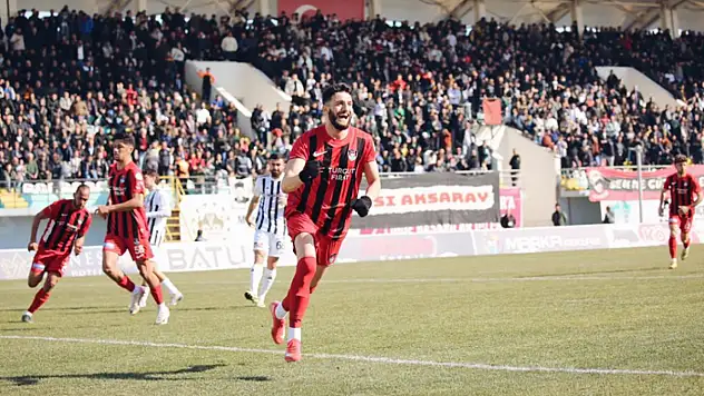 Kırmızı grupta lider değişti