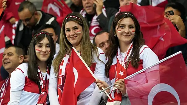 Kocaelispor taraftarına 'milli maç' ödülü