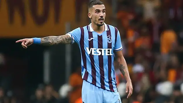 Kourbelis, Karagümrük'e kiralanıyor