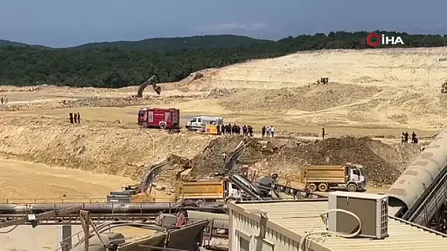 Kum ocağında göçük: 2 kişiyi kurtarma çalışmaları sürüyor