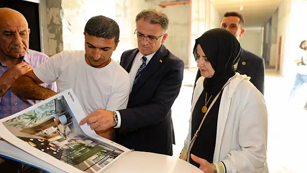 Kütüphane ve Kültür Merkezi inşaatında inceleme