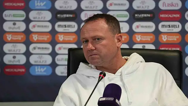 Marcel Licka: Aynı hataları eşekler gibi tekrar ediyoruz