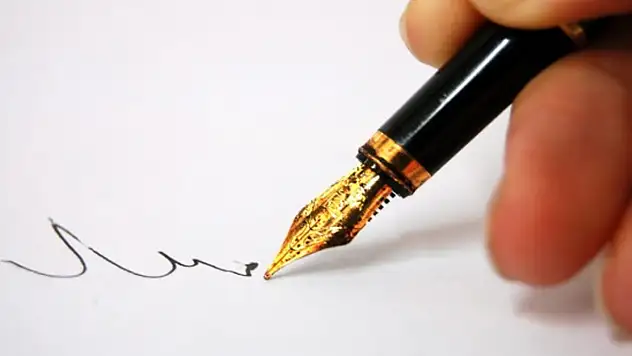 Mavi Şehrin Kalemleri