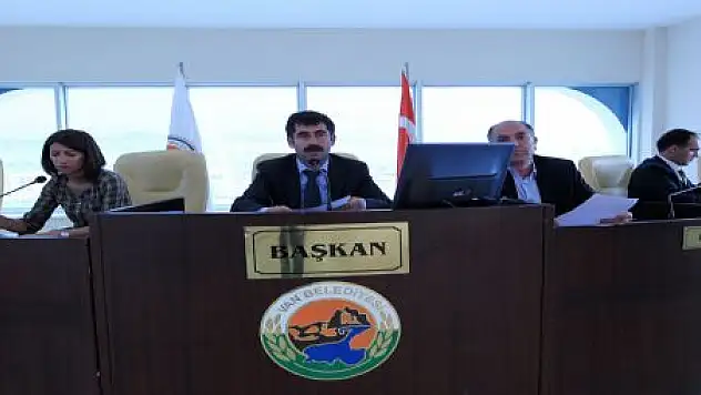 Meclis toplantıları devam ediyor