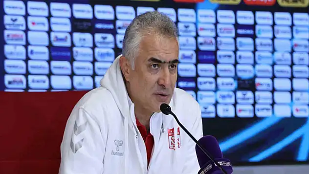 Mehmet Altıparmak: Hakem formsuzdu ve kötü maç yönetti