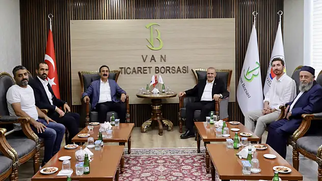Milletvekili Kayatürk'ten Van Ticaret Borsası'na ziyaret