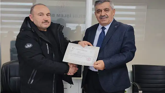 Milli Antrenör Öz'e başarı belgesi verildi