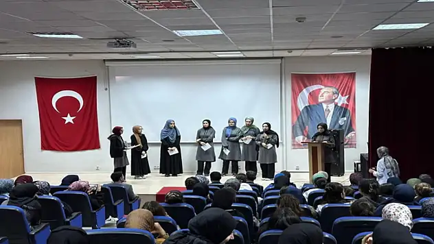 Müftü Şık, öğrencilerle bir araya geldi