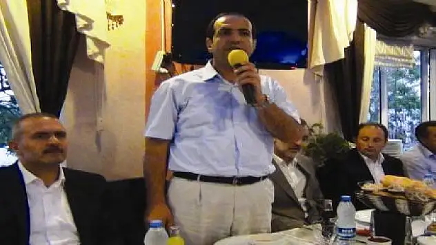 VEKİLLER  MUHTARLARLA BİR ARAYA GELDİ