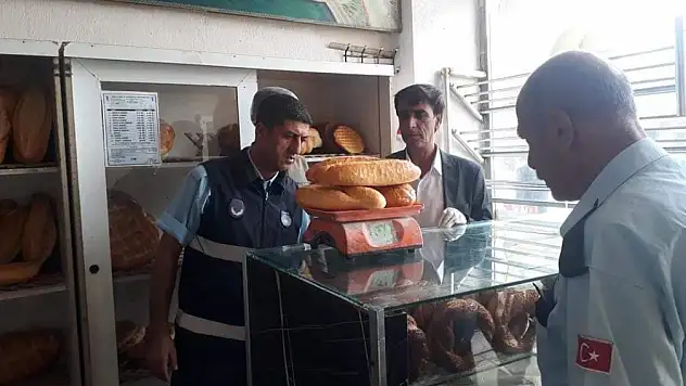 Muradiye'de Denetimler Devam Ediyor