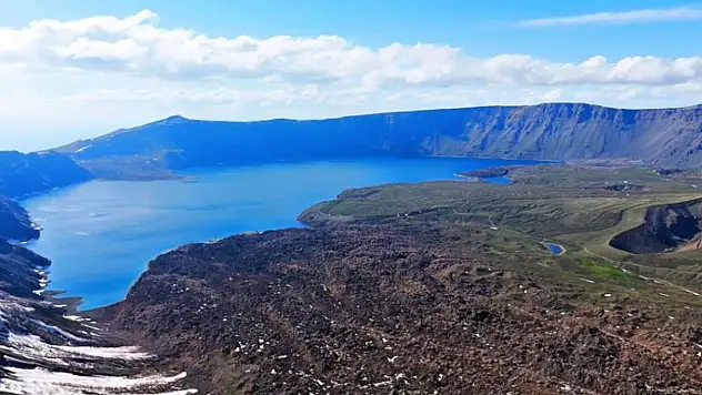 Nemrut Kalderası havadan görüntülendi