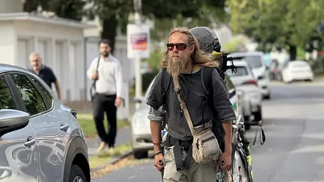 Norveç'ten Gazze'ye yürüyen Kim: Herkes Filistin halkı için en azından bir şey yapmalı