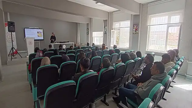 Öğretmenlere otizm eğitimi